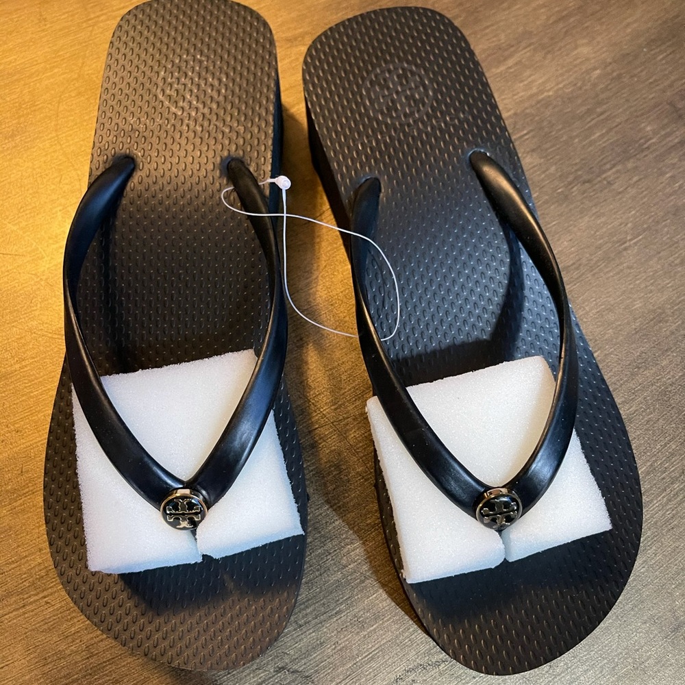 Tory Burch flip flop